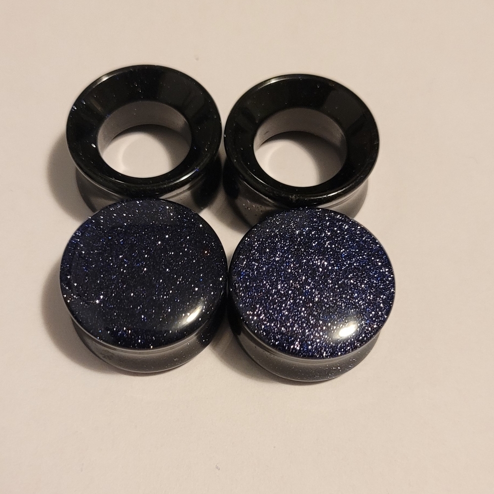 3/4" Blue Sandstone Plugs and Blue Sparkle Tunnels